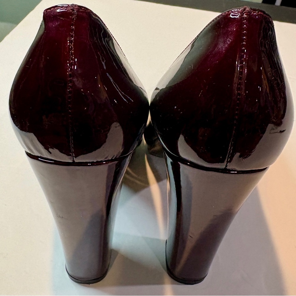 Stuart Weitzman Burgundy Patent Leather Platform Pumps - Picture 6 of 11